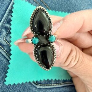 Chic Black Onyx and Kingman Turquoise Ring in Sterling Silver, size 7 - NWOT
